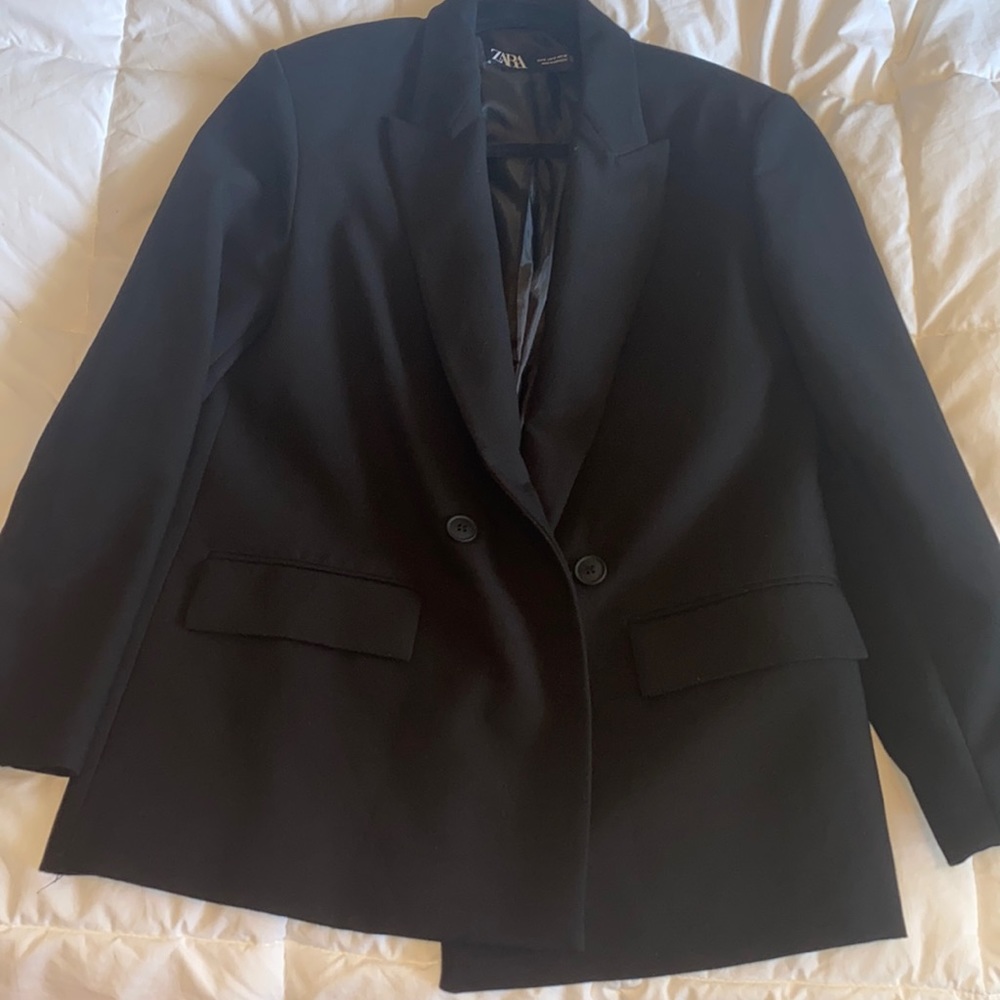 ZARA BLACK BLAZER
